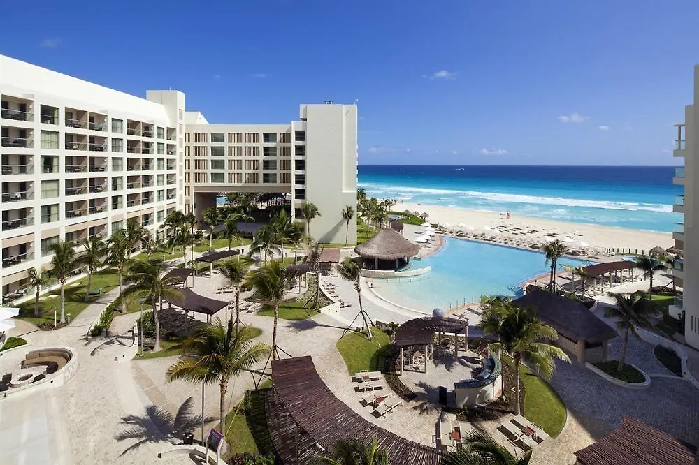 The Westin Lagunamar Ocean Resort Villas & Spa Cancun
