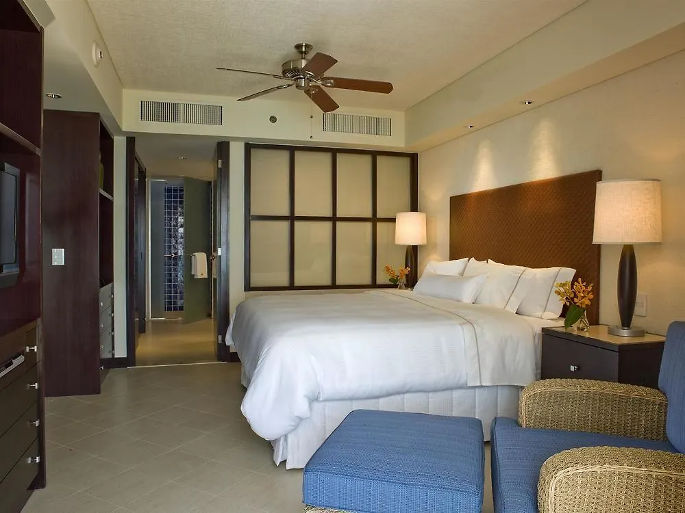 The Westin Lagunamar Ocean Resort Villas & Spa Cancun