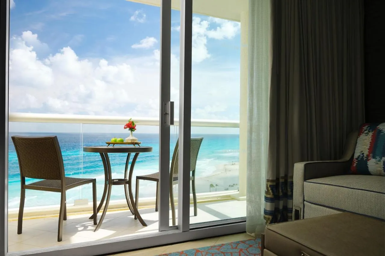 The Westin Lagunamar Ocean Resort Villas & Spa Cancun