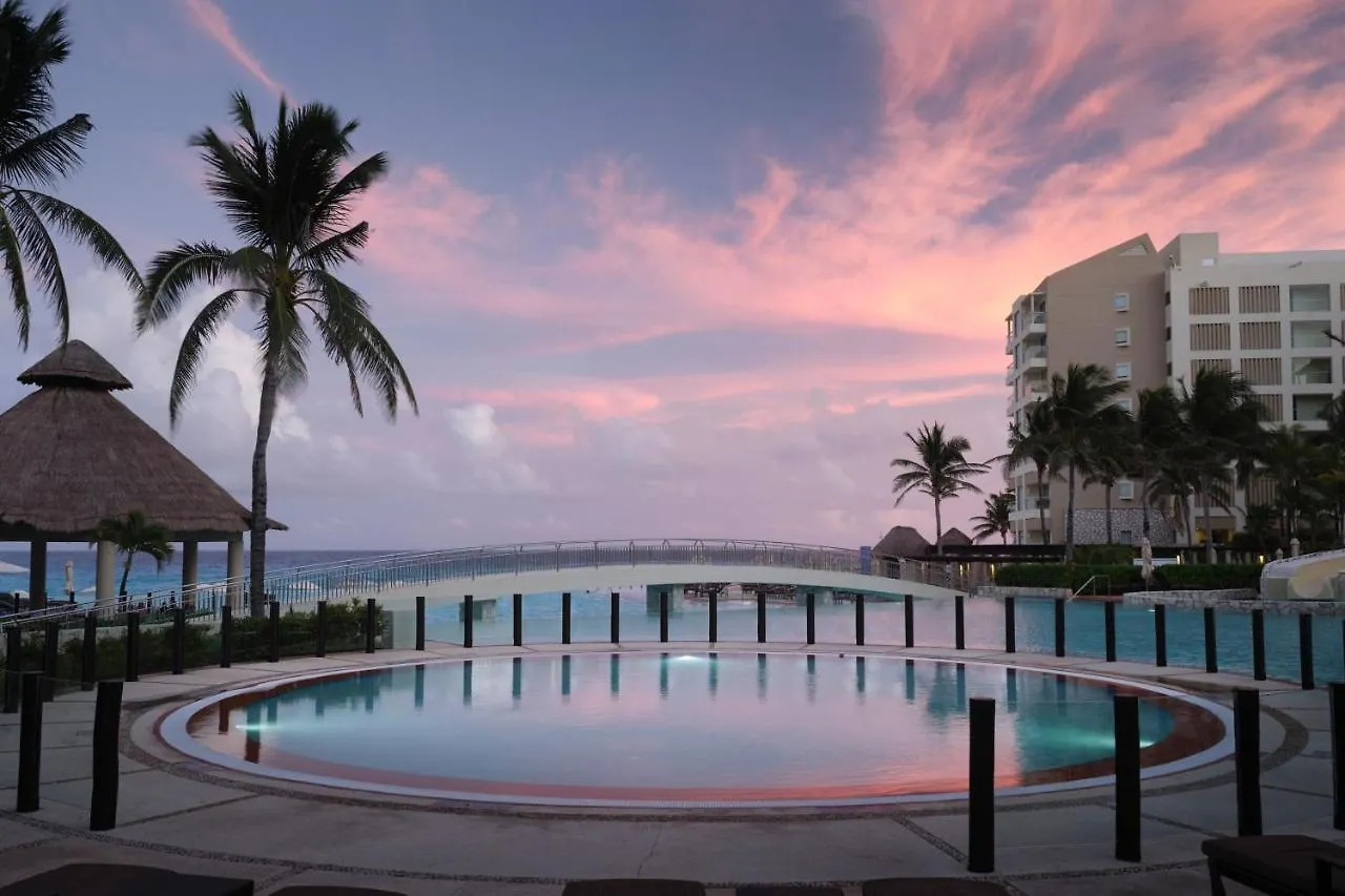 The Westin Lagunamar Ocean Resort Villas & Spa Cancun