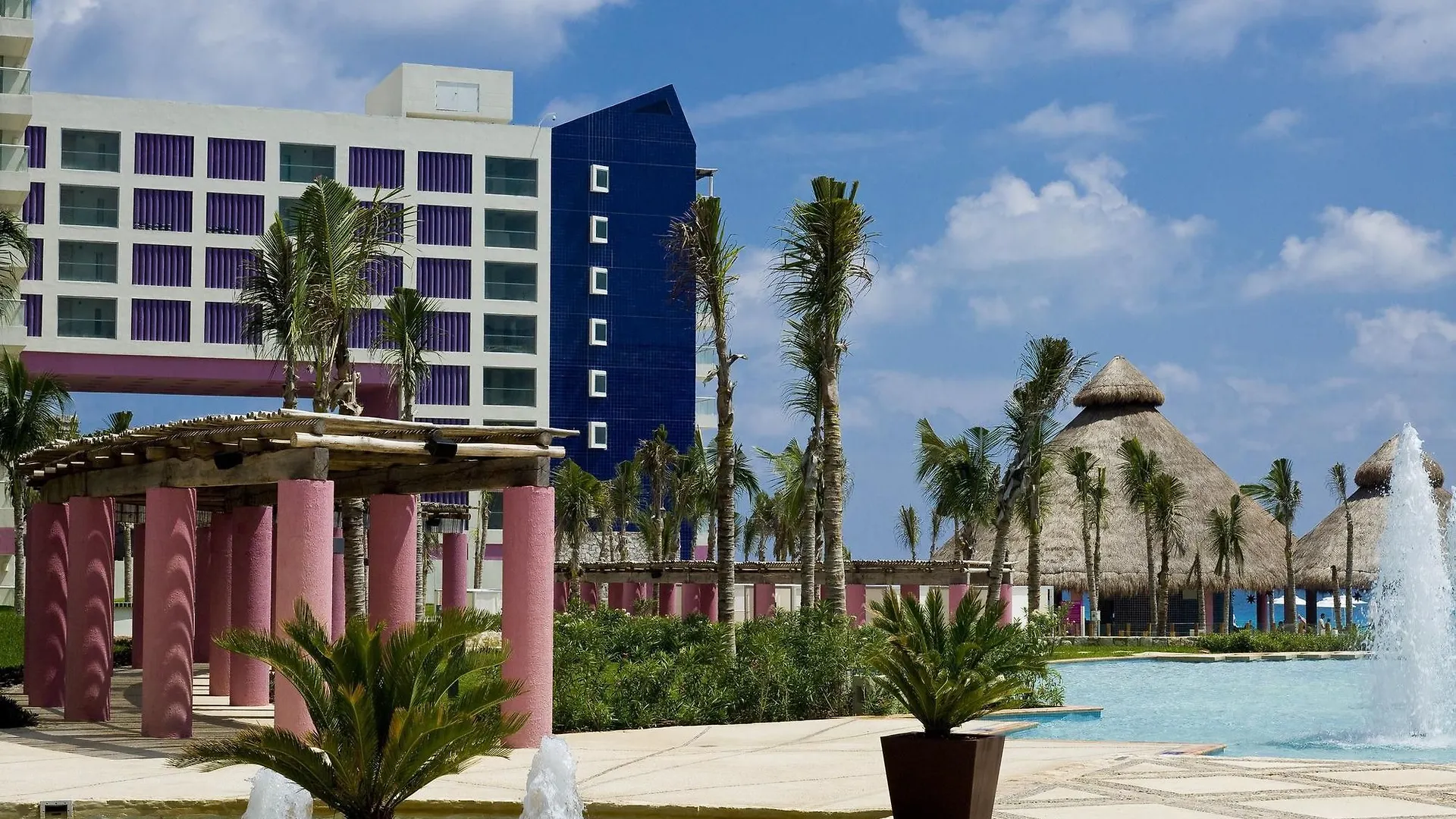 The Westin Lagunamar Ocean Resort Villas & Spa Cancun