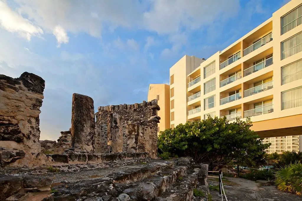 The Westin Lagunamar Ocean Resort Villas & Spa Cancun